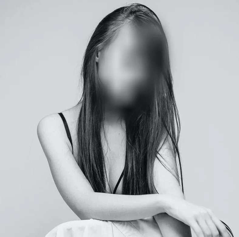 Carina, 19